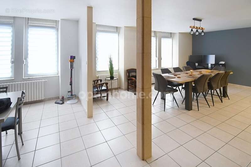 Appartement à LONGLAVILLE