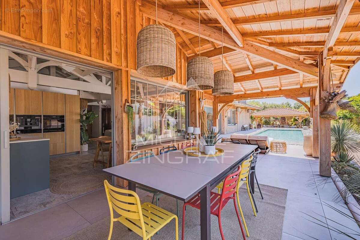 Maison à MIOS