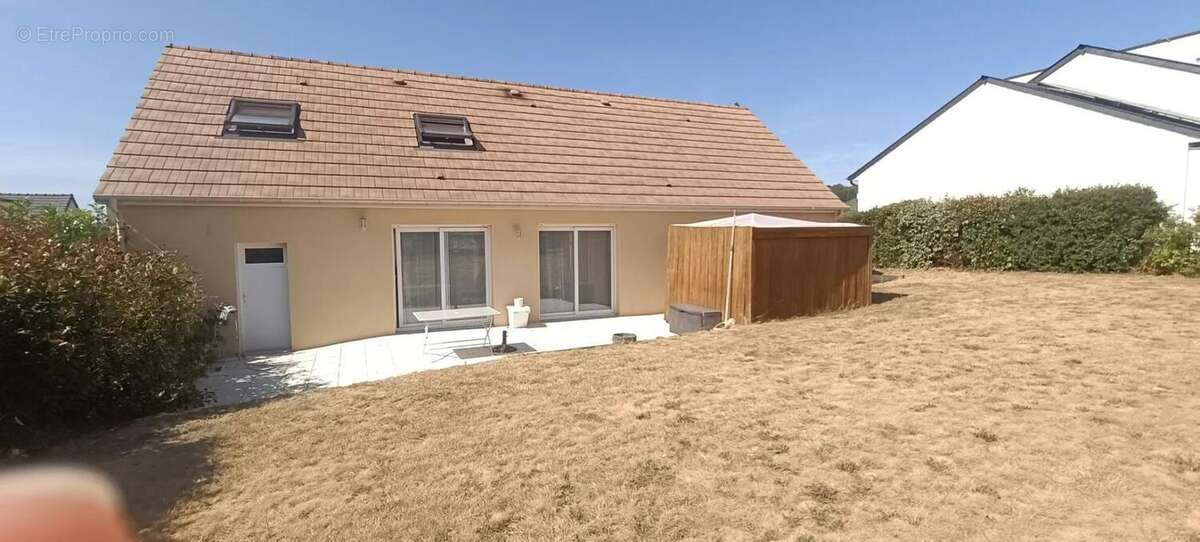 Maison familiale de 120 m² sur une parcelle de 800 m2 - photo 6