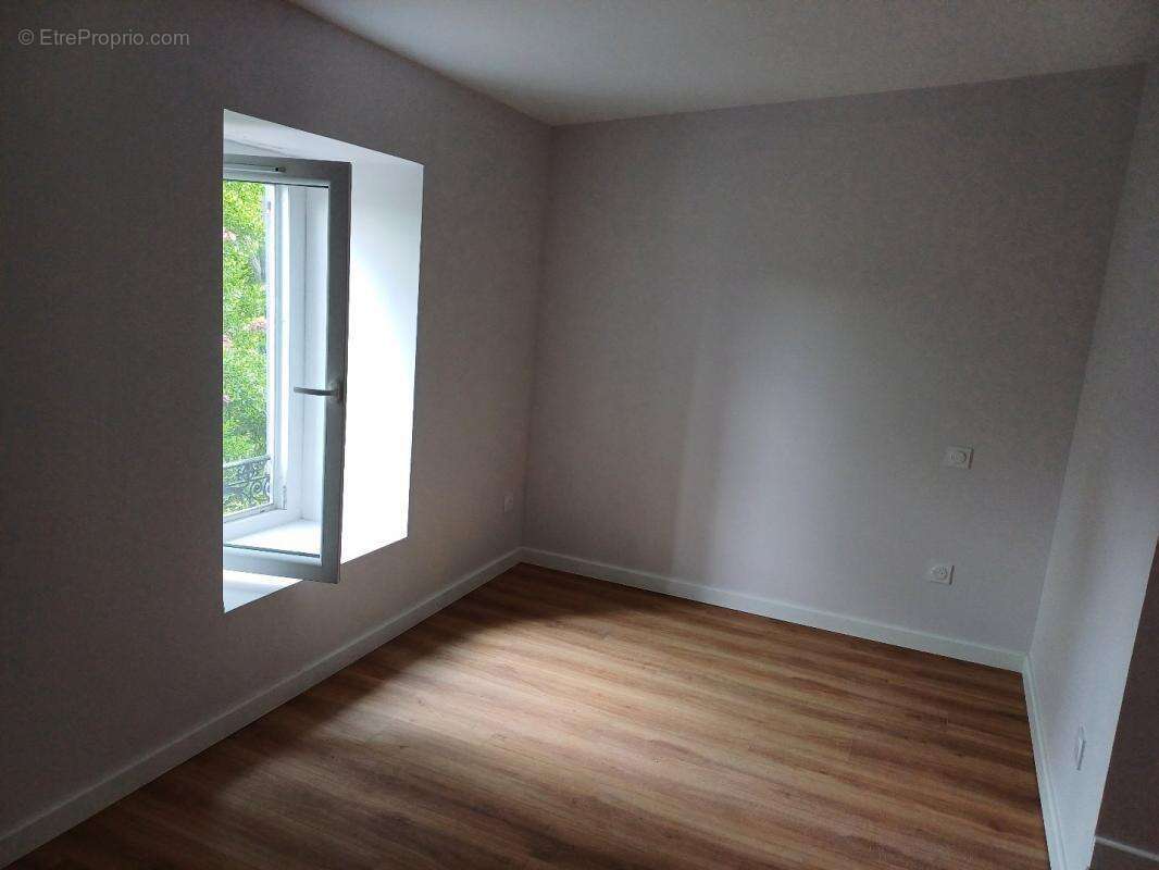 Maison à SAINT-JULIA-DE-BEC