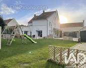 Photo 1 - Maison à QUINCY-VOISINS