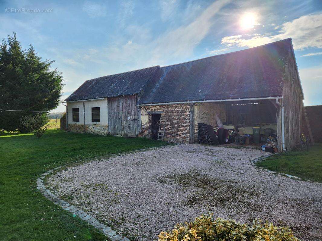 Maison à LA CHAPELLE-VICOMTESSE