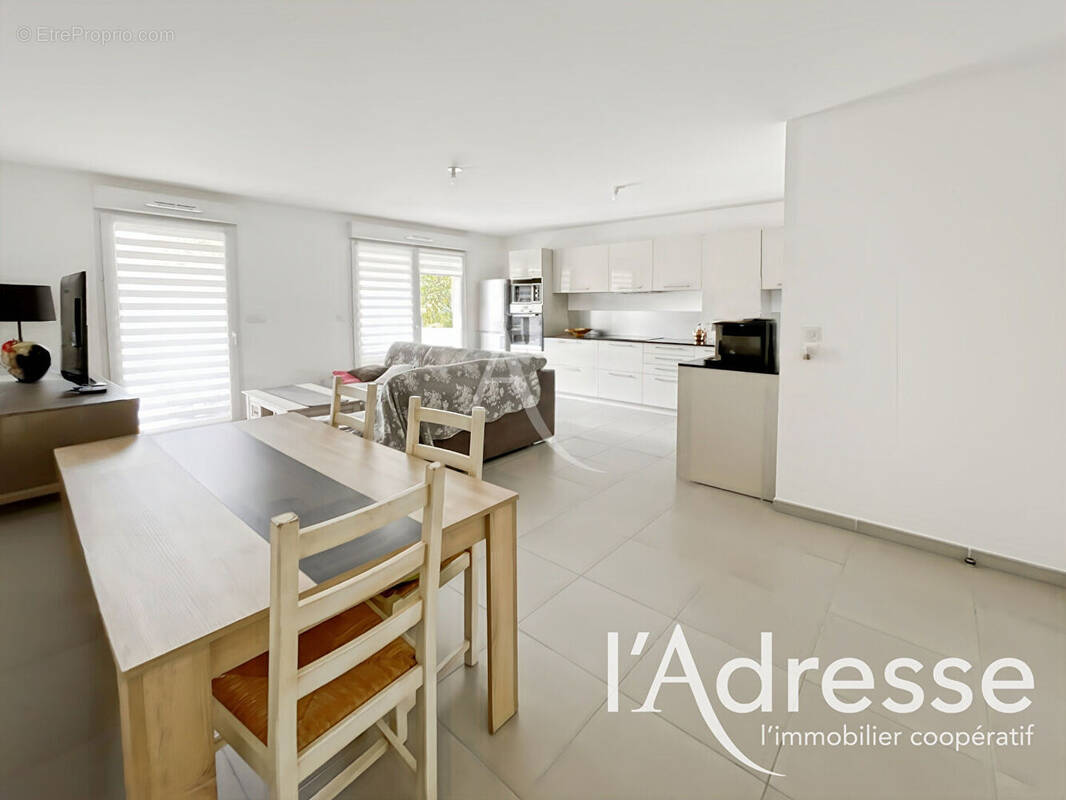 Photo Appartement à La Ciotat au prix de 399 900€