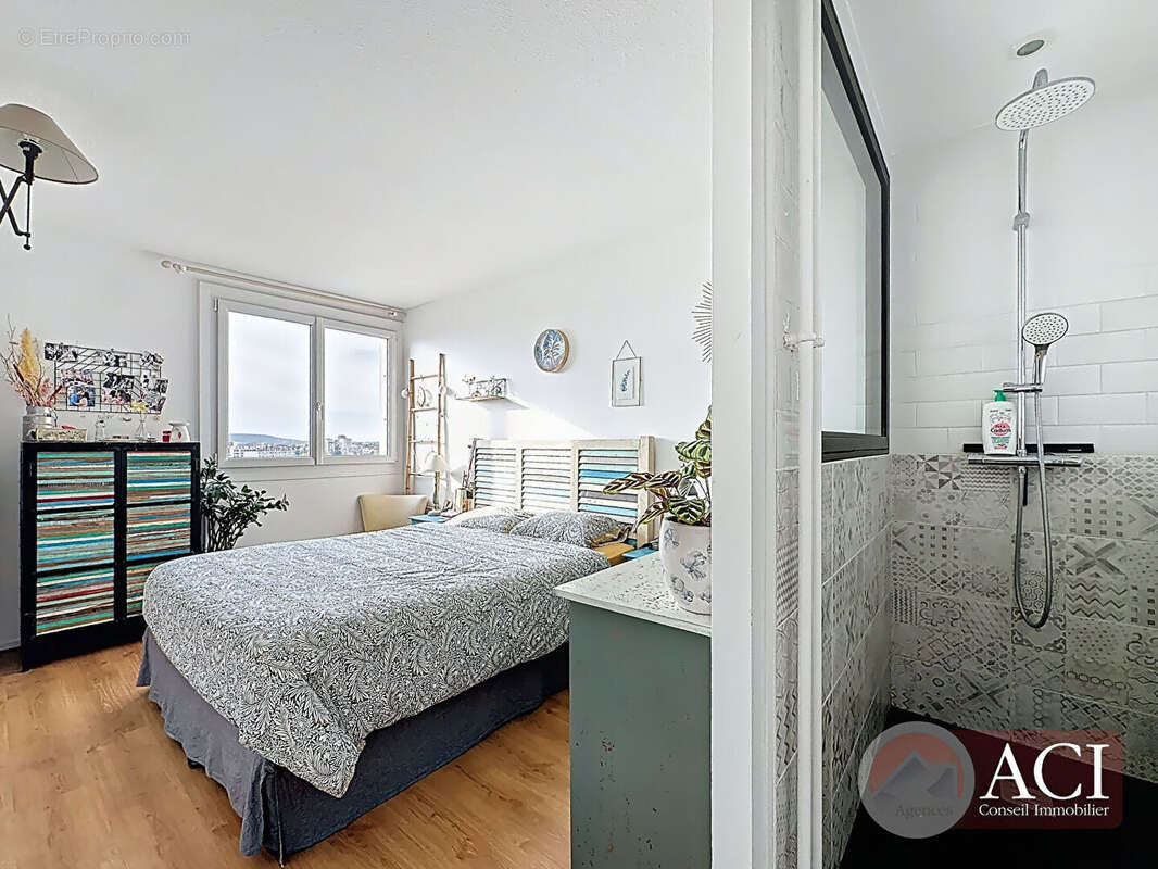 Appartement à EPINAY-SUR-SEINE