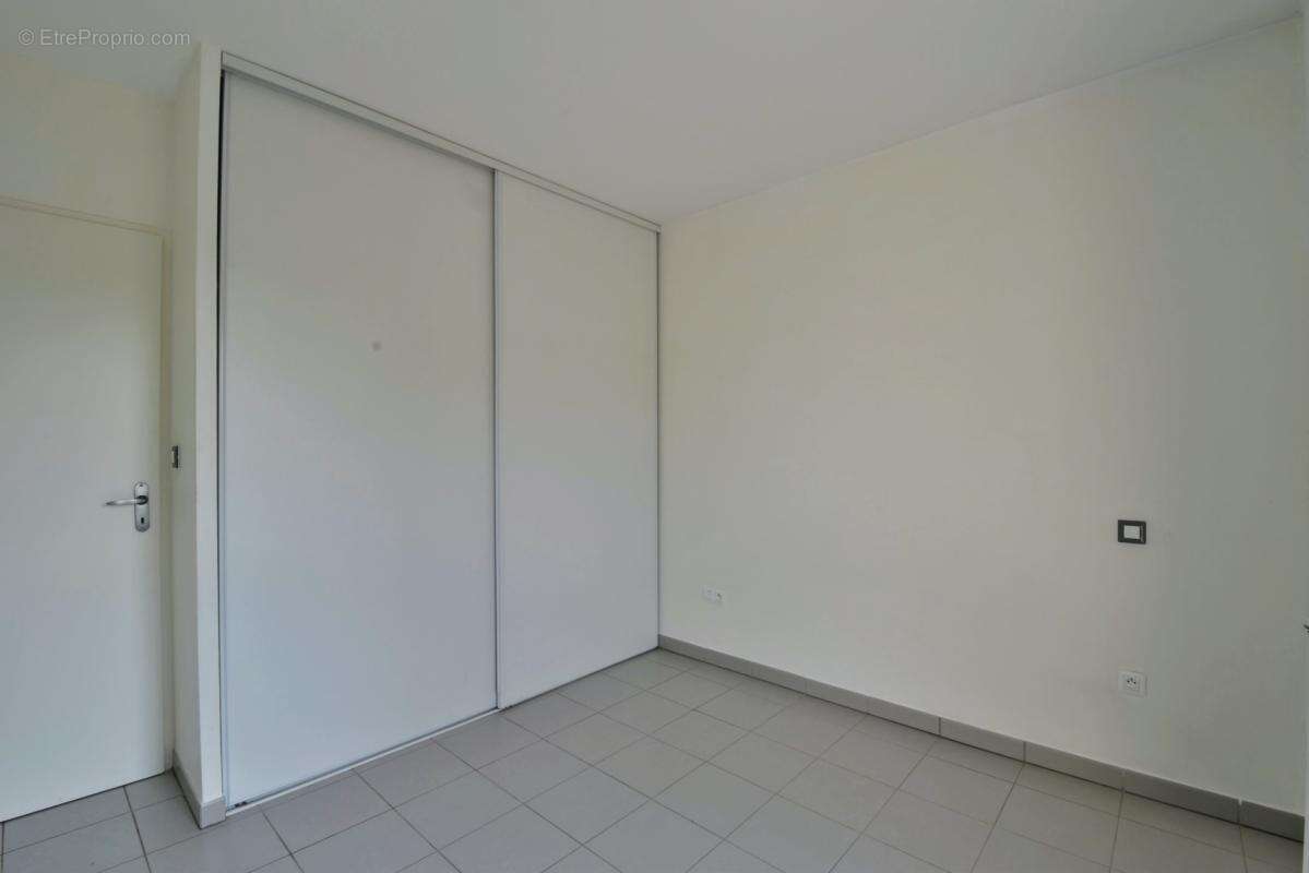 T3 de 63m2 avec deux places de parking a saint alban (31140) - photo 6
