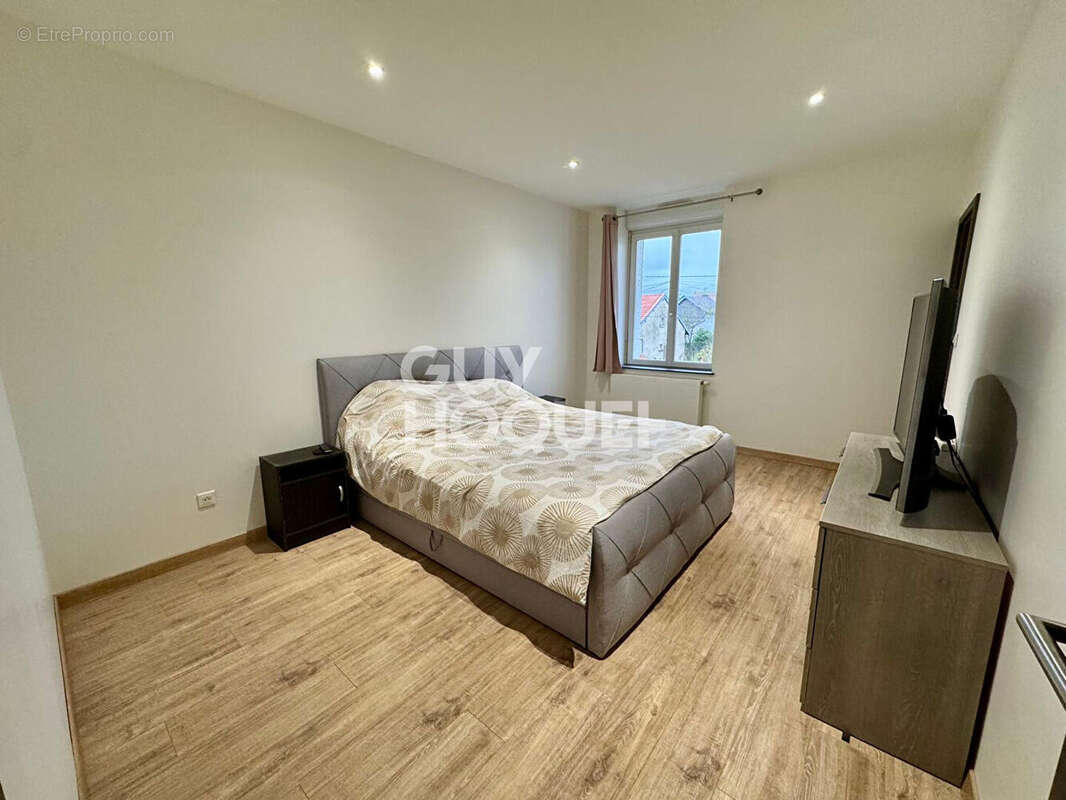 Maison à NEUVES-MAISONS