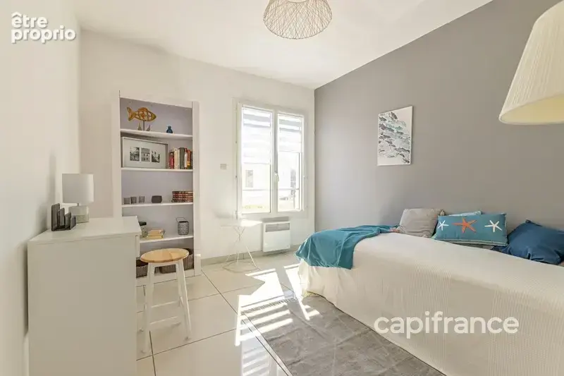 Maison à vendre à CEYRESTE (13), village à pied, vue mer, 3 chambres, terrasse, jardin, carport, atelier - photo 11