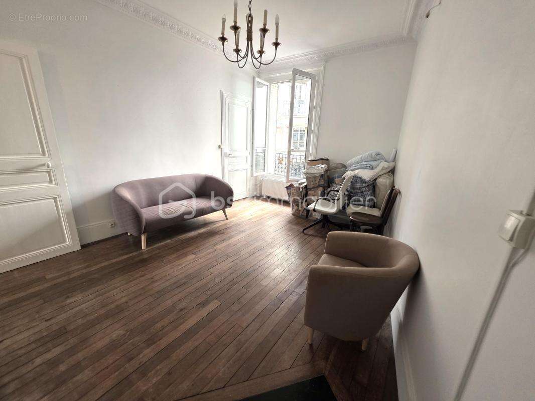 Appartement à PARIS-20E