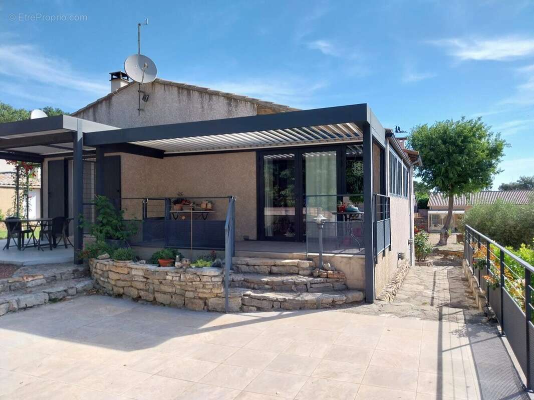Maison à ASPERES