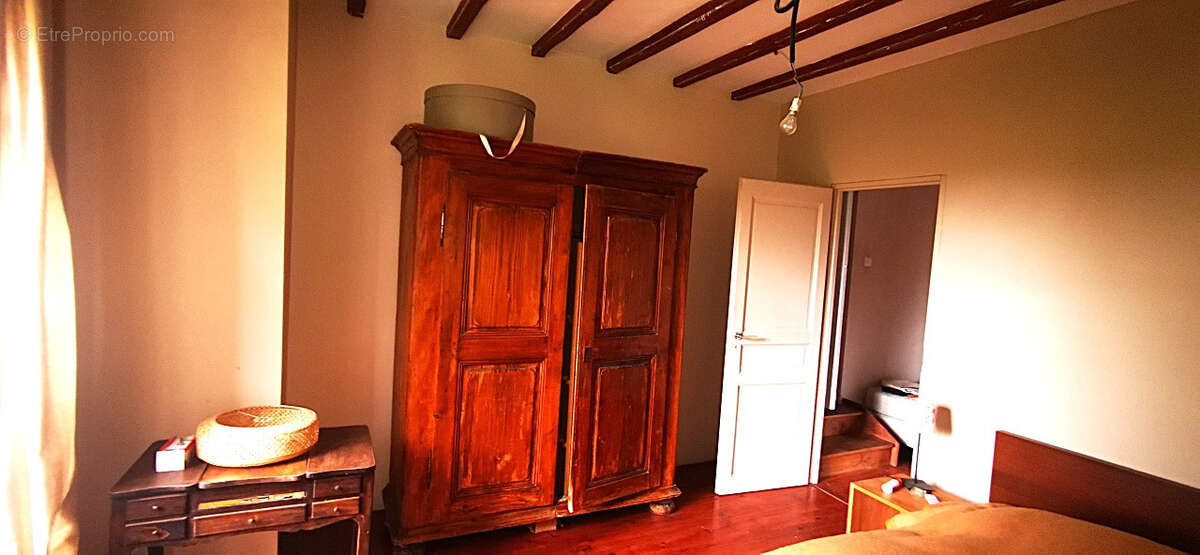 Maison à AURIAC-SUR-VENDINELLE