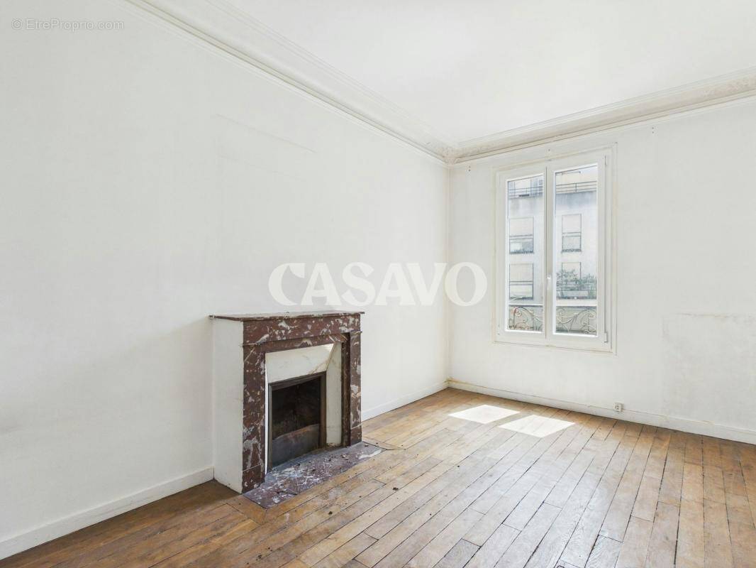 Appartement à PARIS-19E