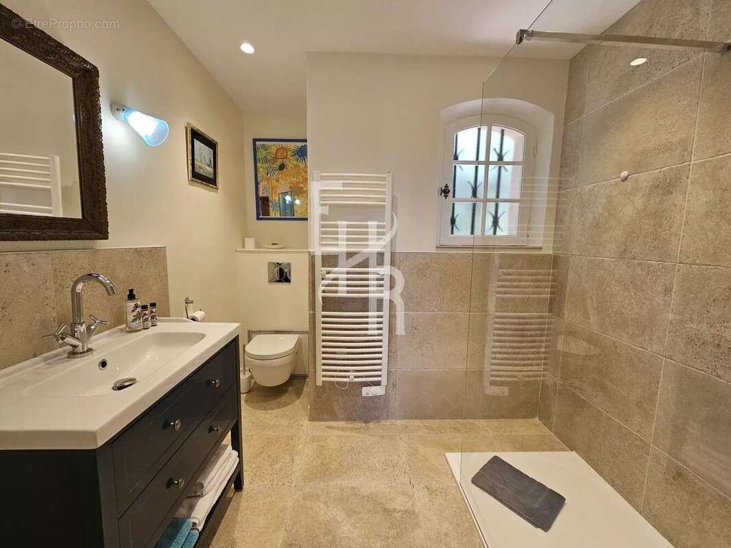 Maison à SPERACEDES