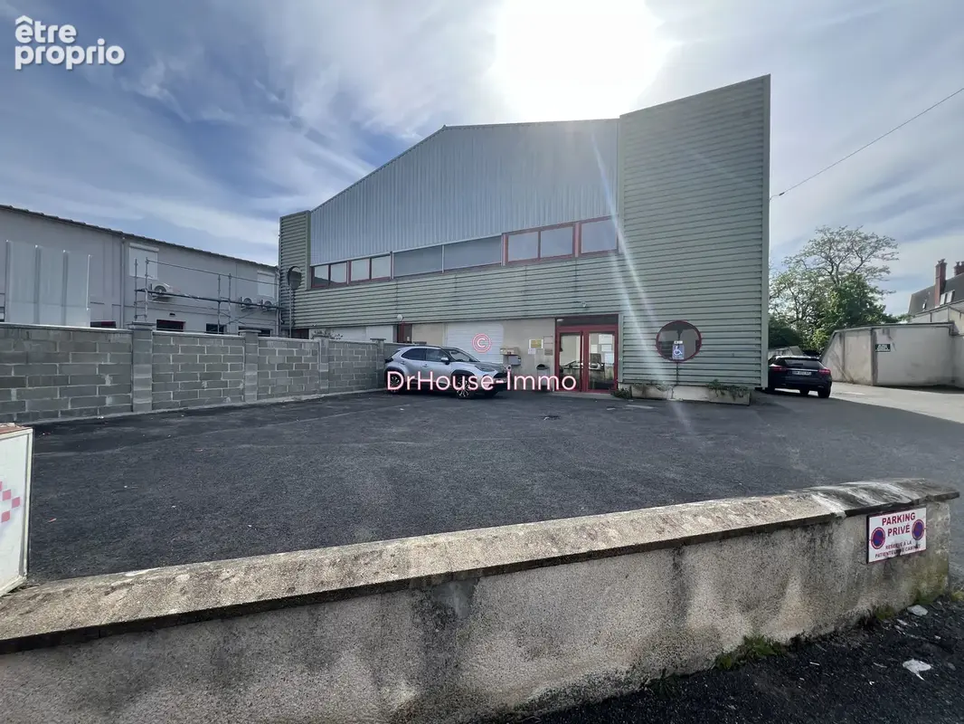 Commerce 425 m² à vendre à Vierzon (18100) - photo 37