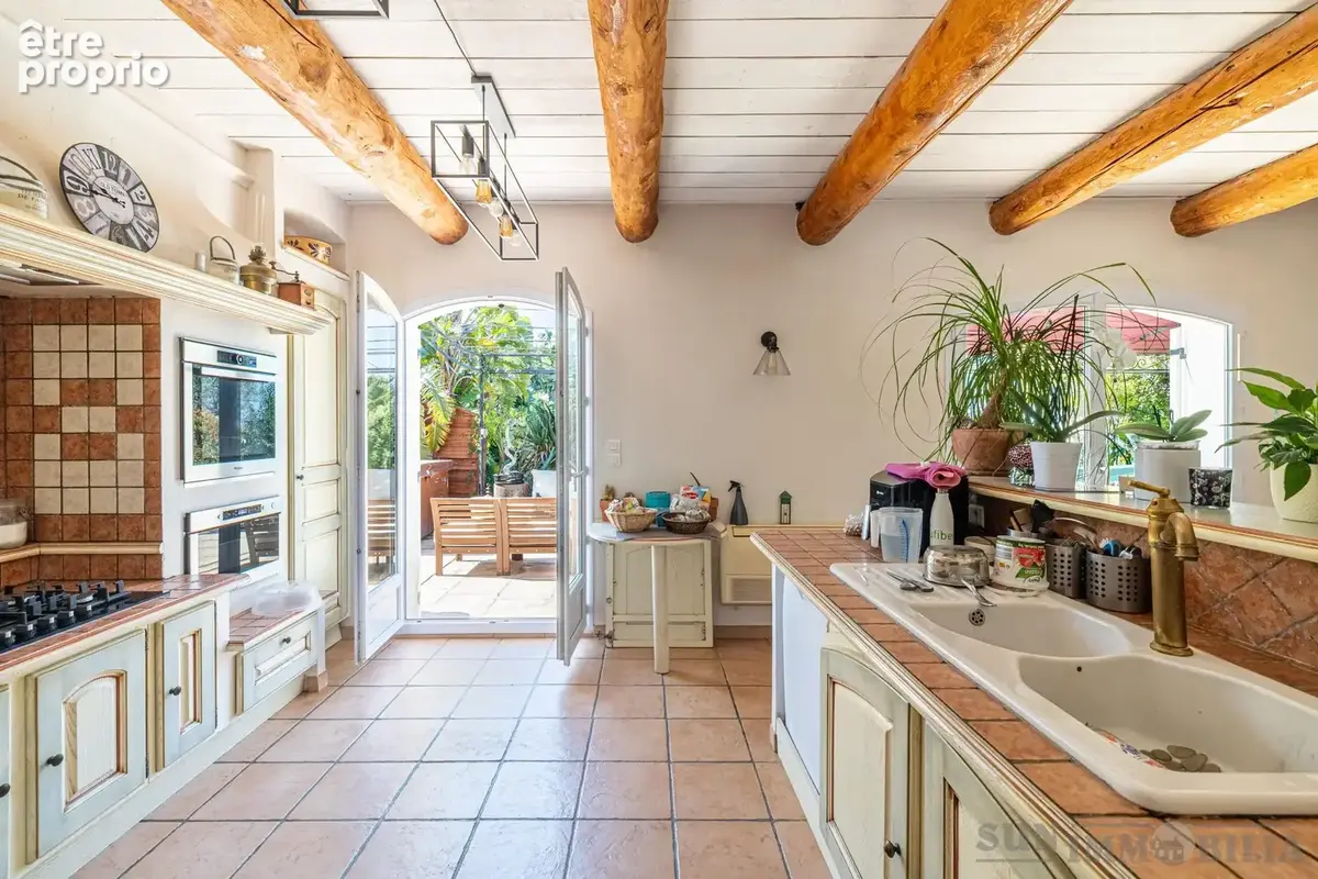 Maison 6 pièces 190 m² à vendre à Cagnes-Sur-Mer (06800) - photo 4