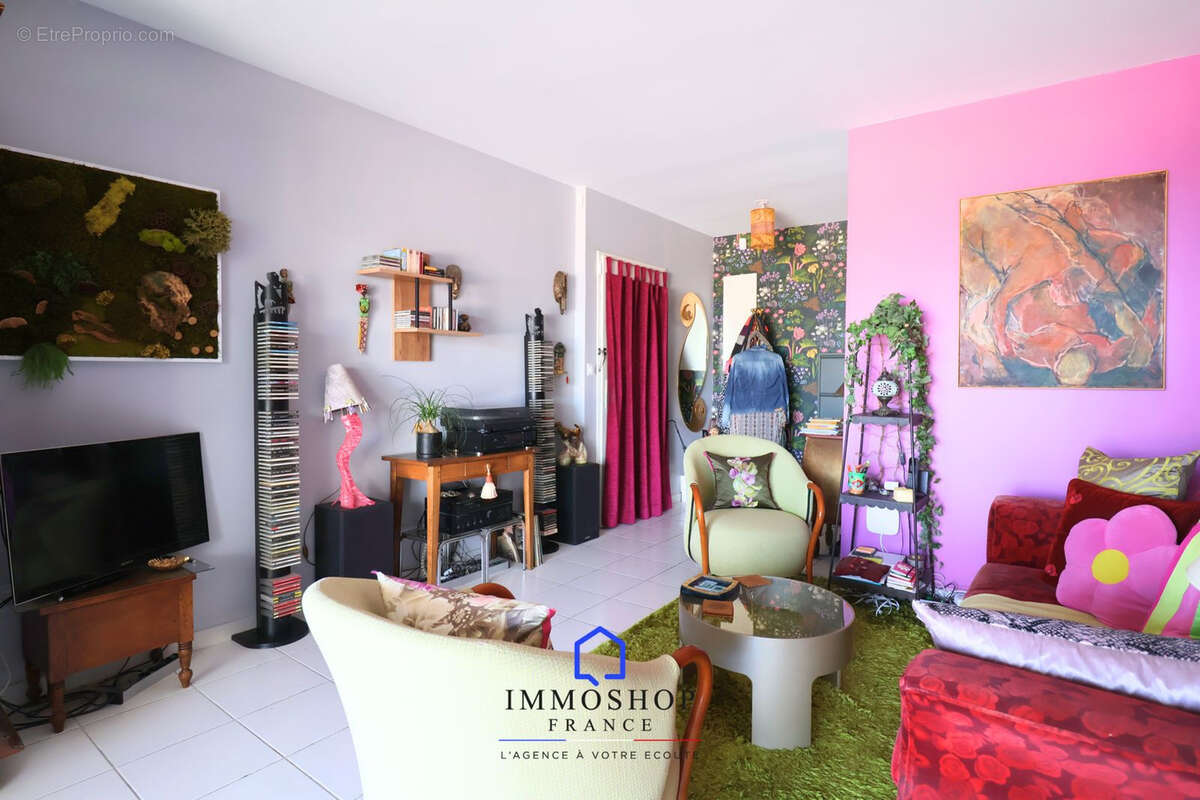 Appartement 61m2 T3 vue mer -  La Ciotat 13600 - photo 10