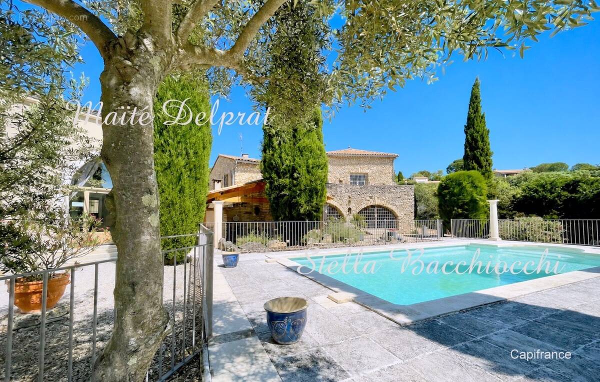 Maison à CHATEAUNEUF-DE-GADAGNE
