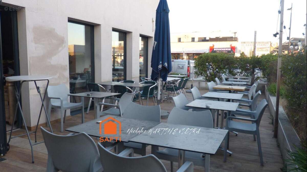 Photo 9 - Commerce à LA CALMETTE