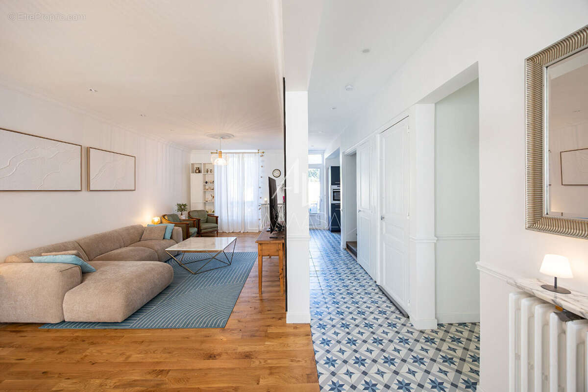 Maison à LAGNY-SUR-MARNE