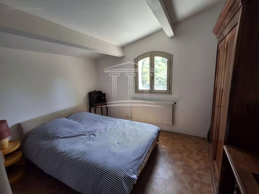 Maison à SORGUES