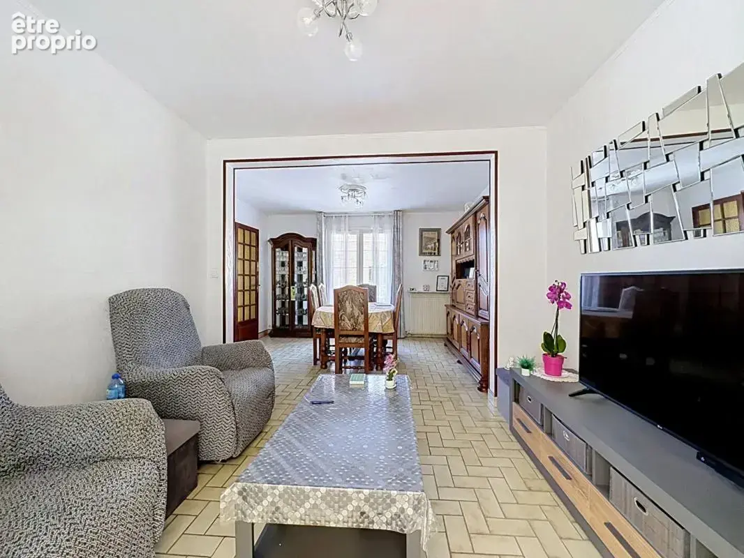 Pavillon independant - 118m² - 4 chambres - sous sol total - double garage - 60250 bury - photo 6