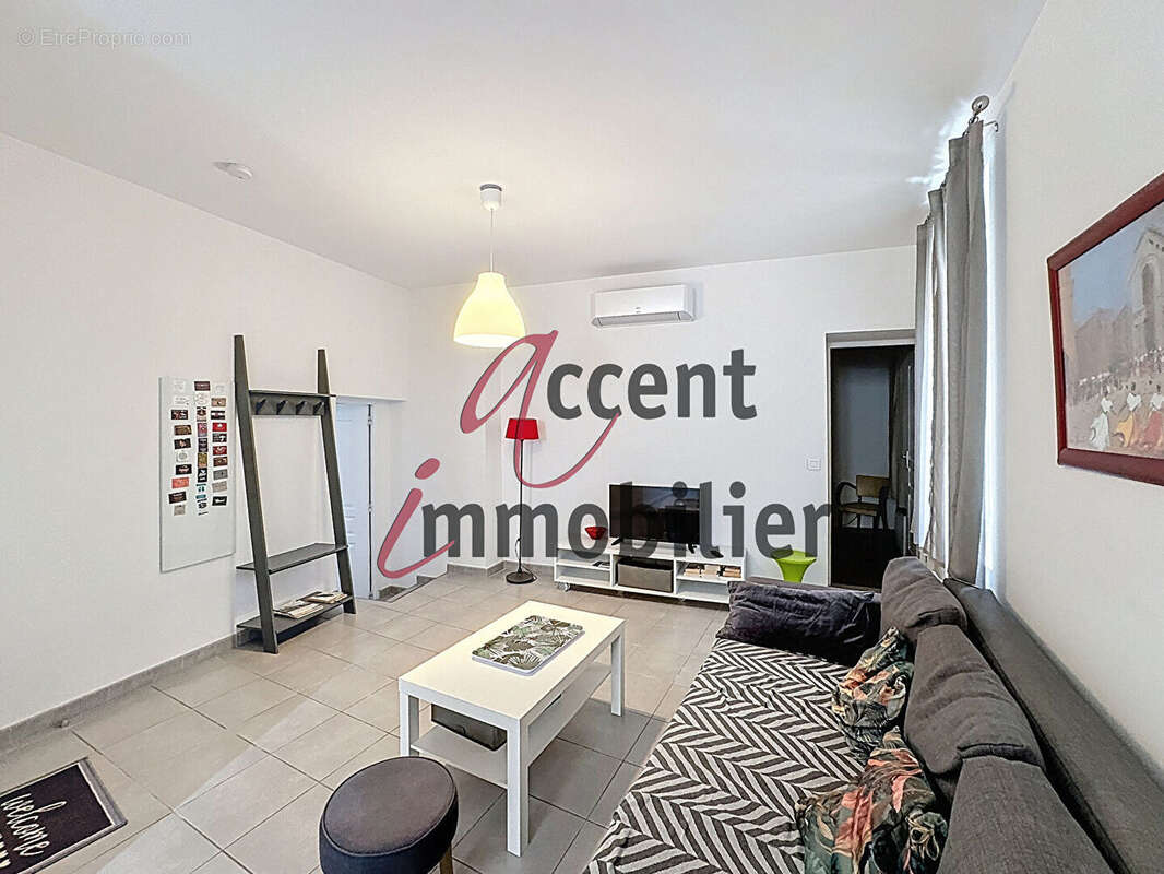 Appartement à L'ISLE-SUR-LA-SORGUE