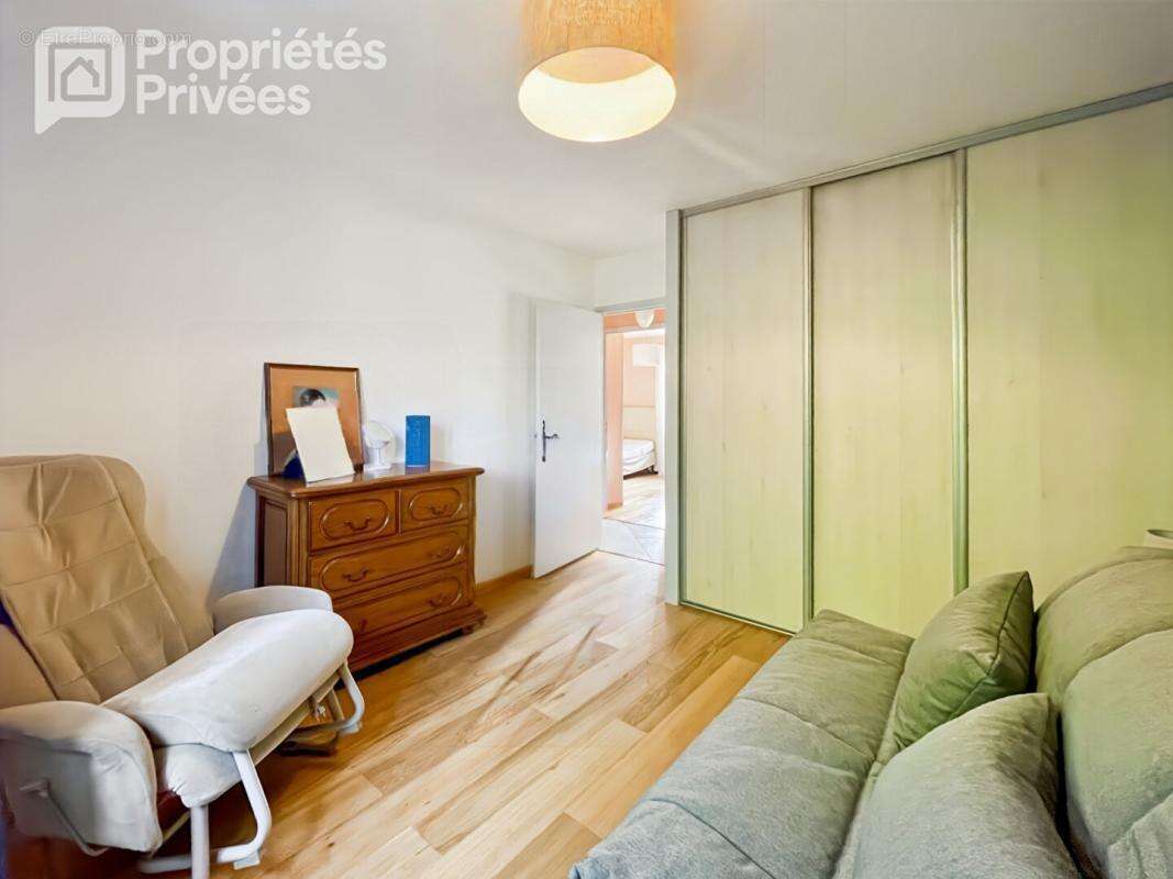 EN EXCLUSIVITÉ - Villa plain-pied 4 faces avec studio indépendant - photo 10