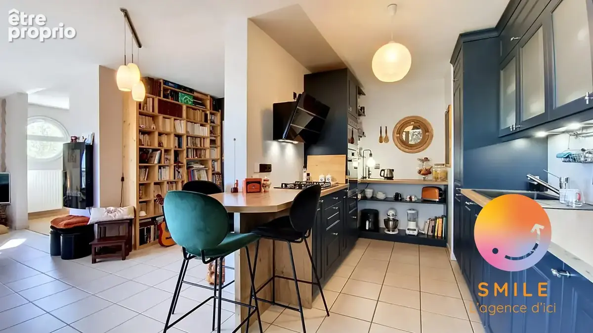 Appartement 83 m² à La Roche-Sur-Foron  - photo 7