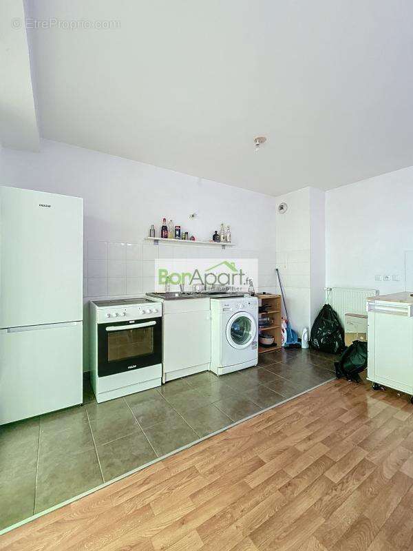 Appartement à L'ILE-SAINT-DENIS