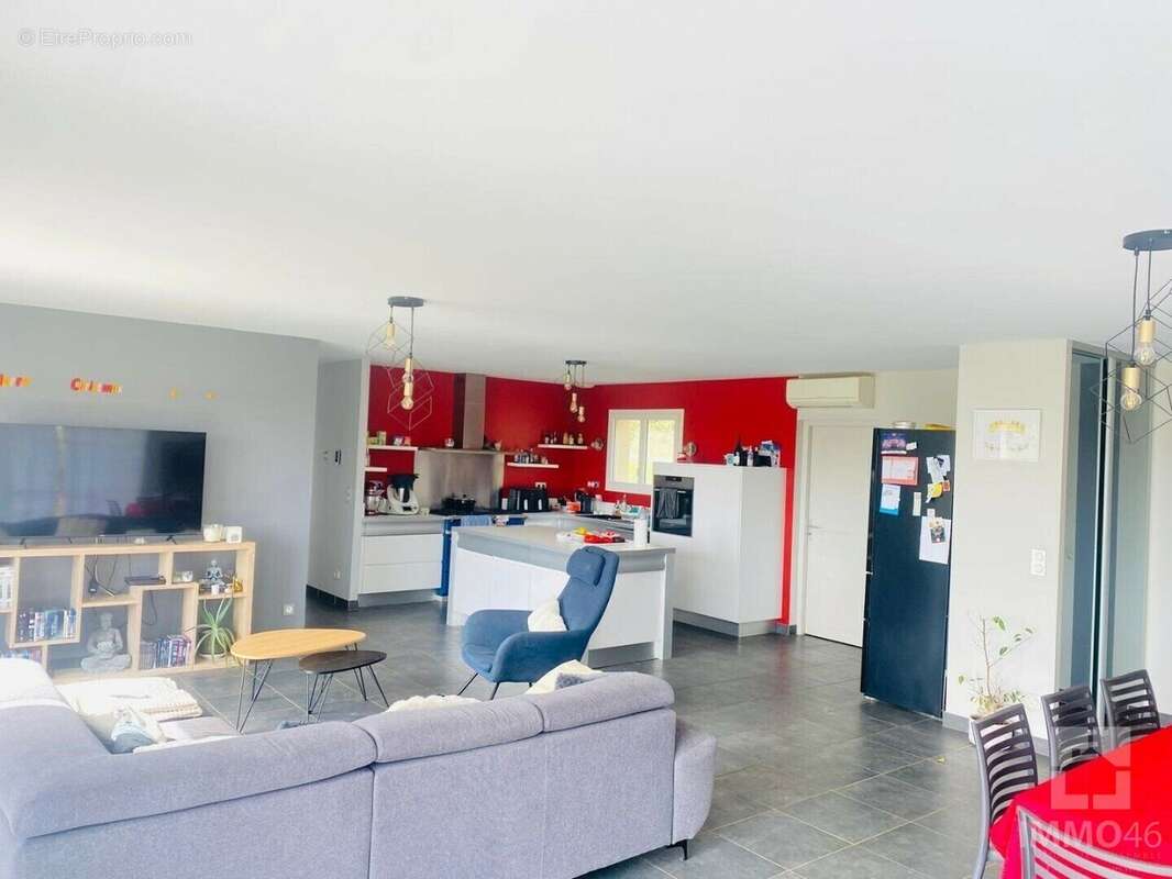Maison 134 m² à Vers  - photo 3