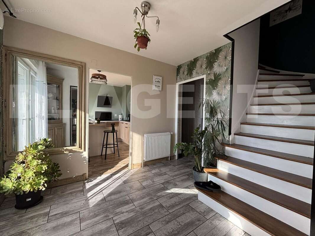 17a5e83d-d3c8-47c5-9d7c-94b0a3a8adfe - Maison à MOUZON