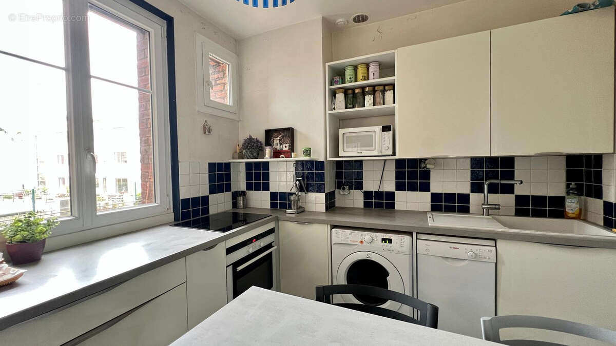 Appartement à LEVALLOIS-PERRET