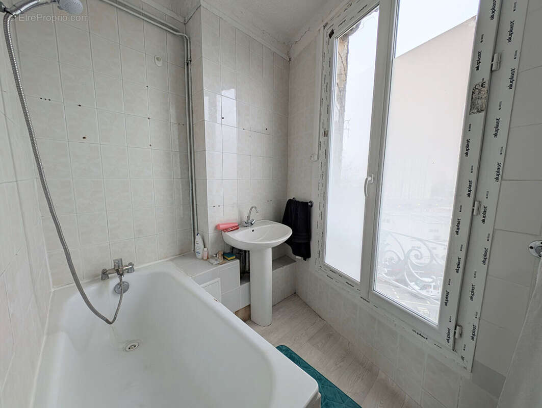 Appartement à ROSNY-SOUS-BOIS