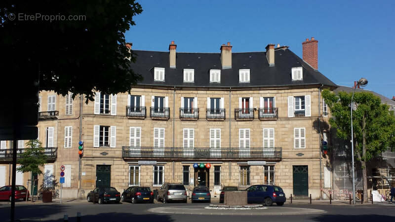 Appartement à MOULINS