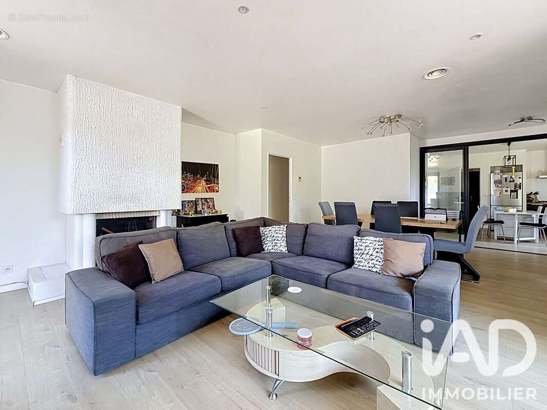 Maison 127 m² à Saint-Genies-De-Fontedit  - photo 9