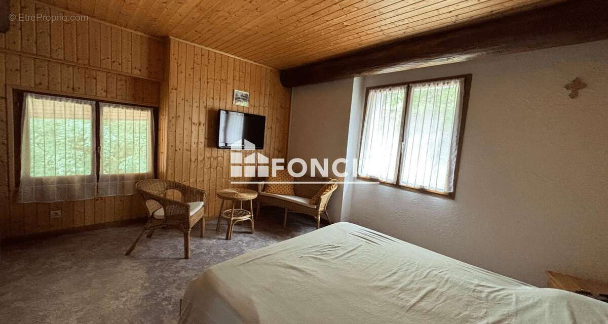 À VENDRE – FONTCOUVERTE-LA TOUSSUIRE Maison individuelle – Hameau calme – Proche domaine skiable des Sybelles Ce bien répondra à - photo 9