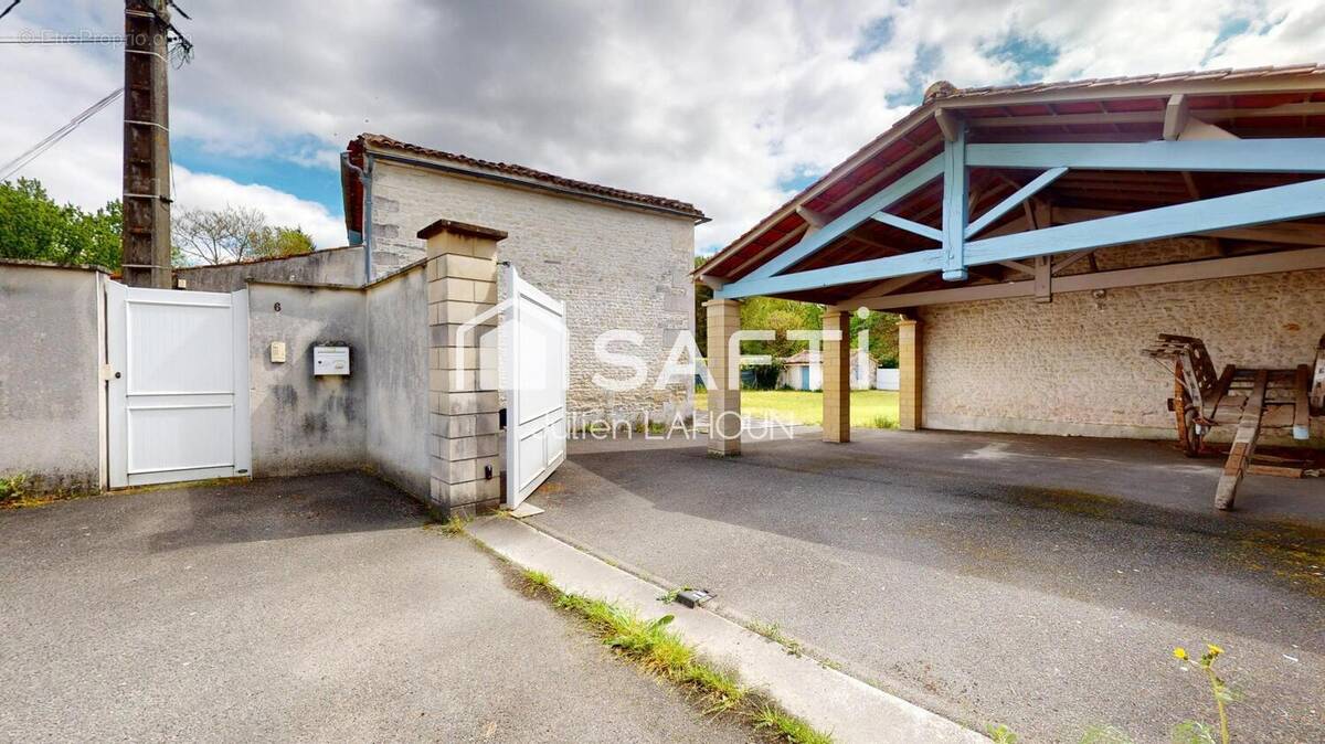 Photo 1 - Maison à ARS