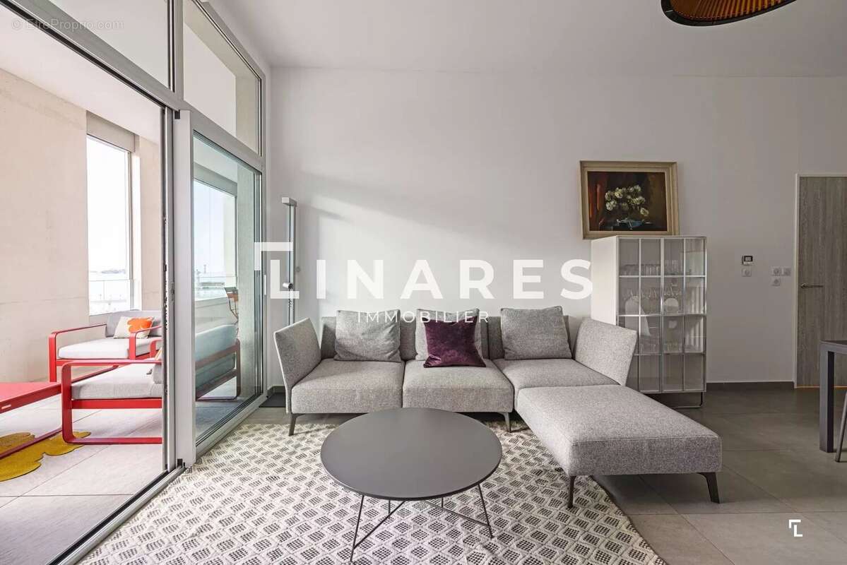 Appartement à MARSEILLE-2E