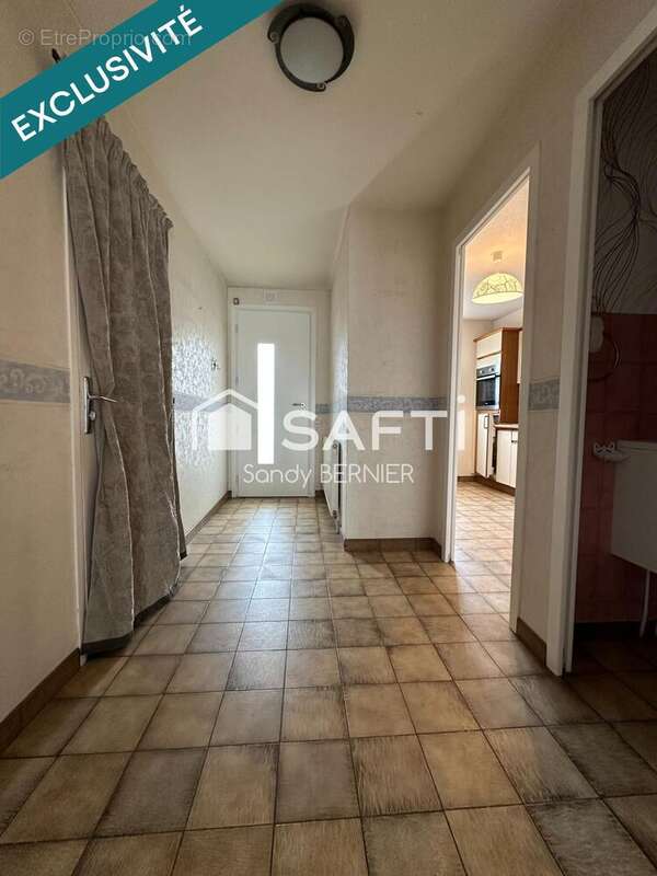 Photo 2 - Maison à POITIERS