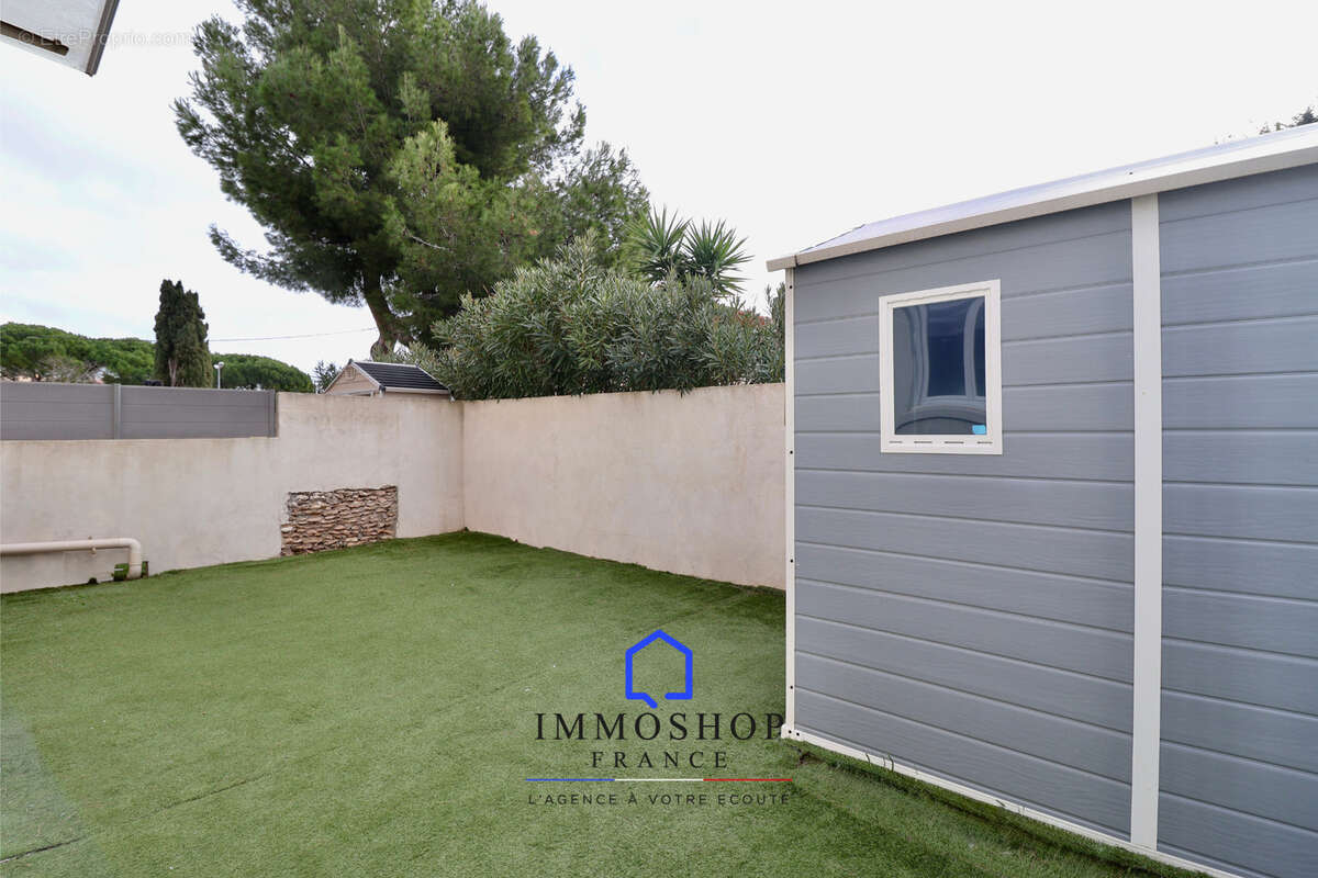 Rez de jardin - 44,1 m2 - 3 pièces - CARRO 13500 - photo 9