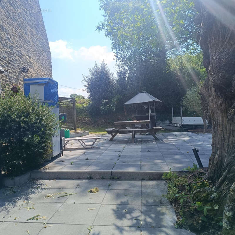 Maison à SAINT-NOLFF