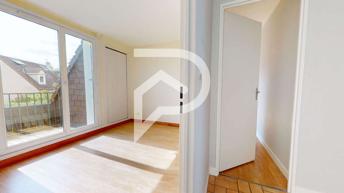 Maison à VERNEUIL-SUR-SEINE