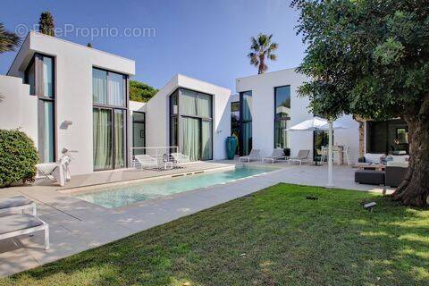 Maison à SAINT-TROPEZ