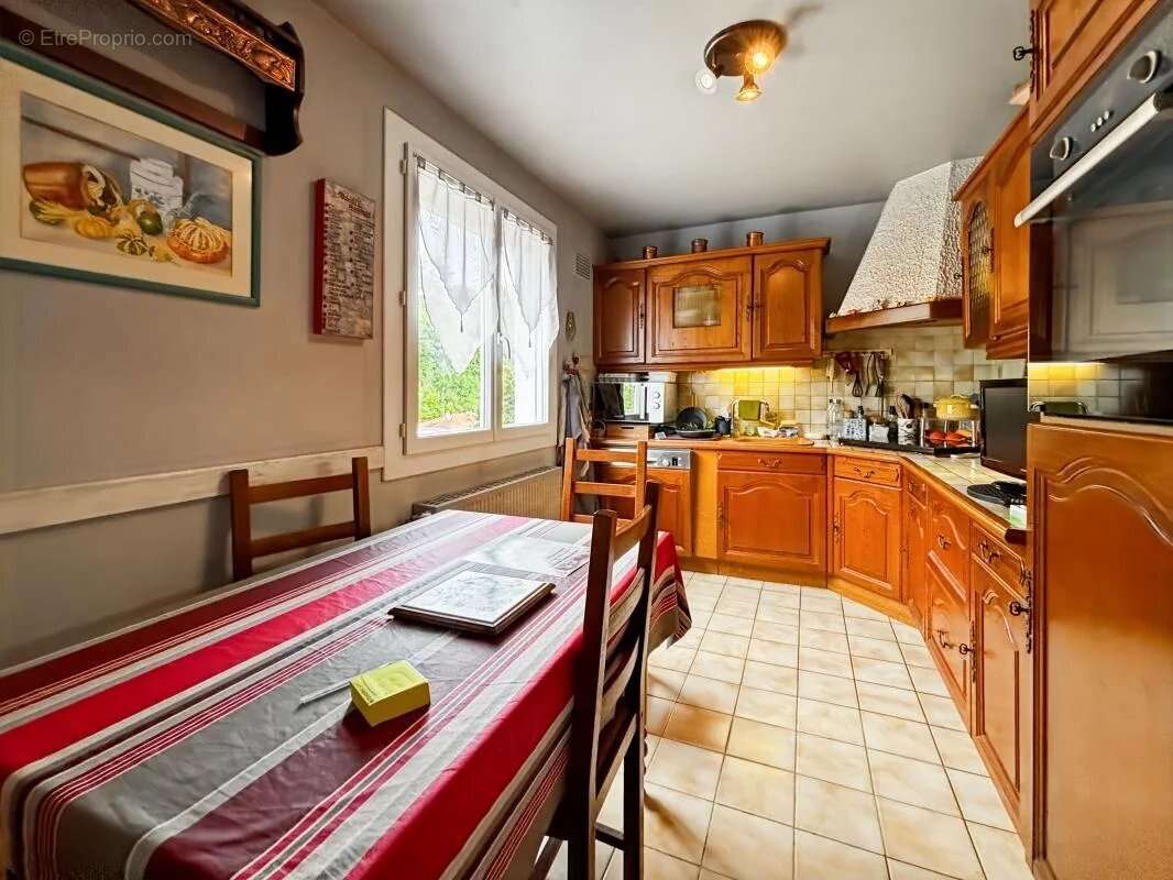 À Vendre Spacieuse maison familiale aux portes de Périgueux – Commune de Sanilhac - photo 5