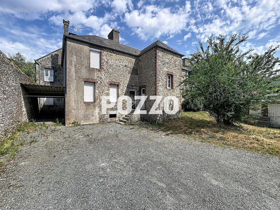 Appartement à AGON-COUTAINVILLE