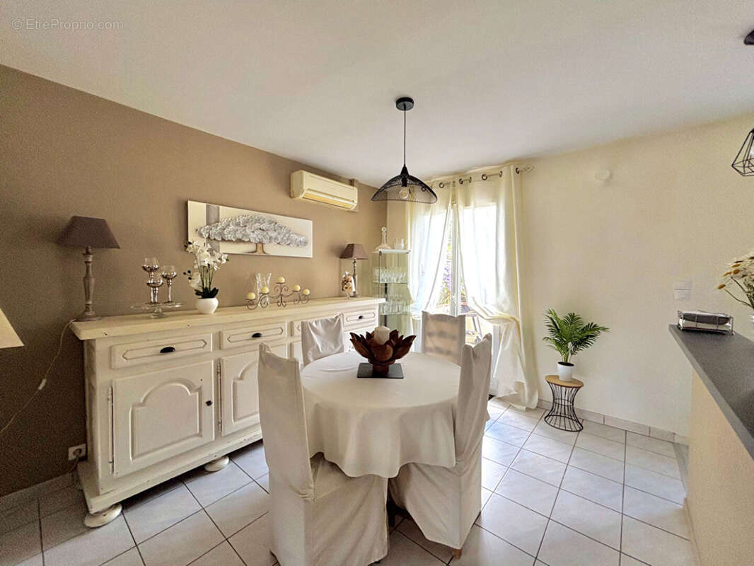 58557948c.jpg - Maison à MAGNY-EN-VEXIN
