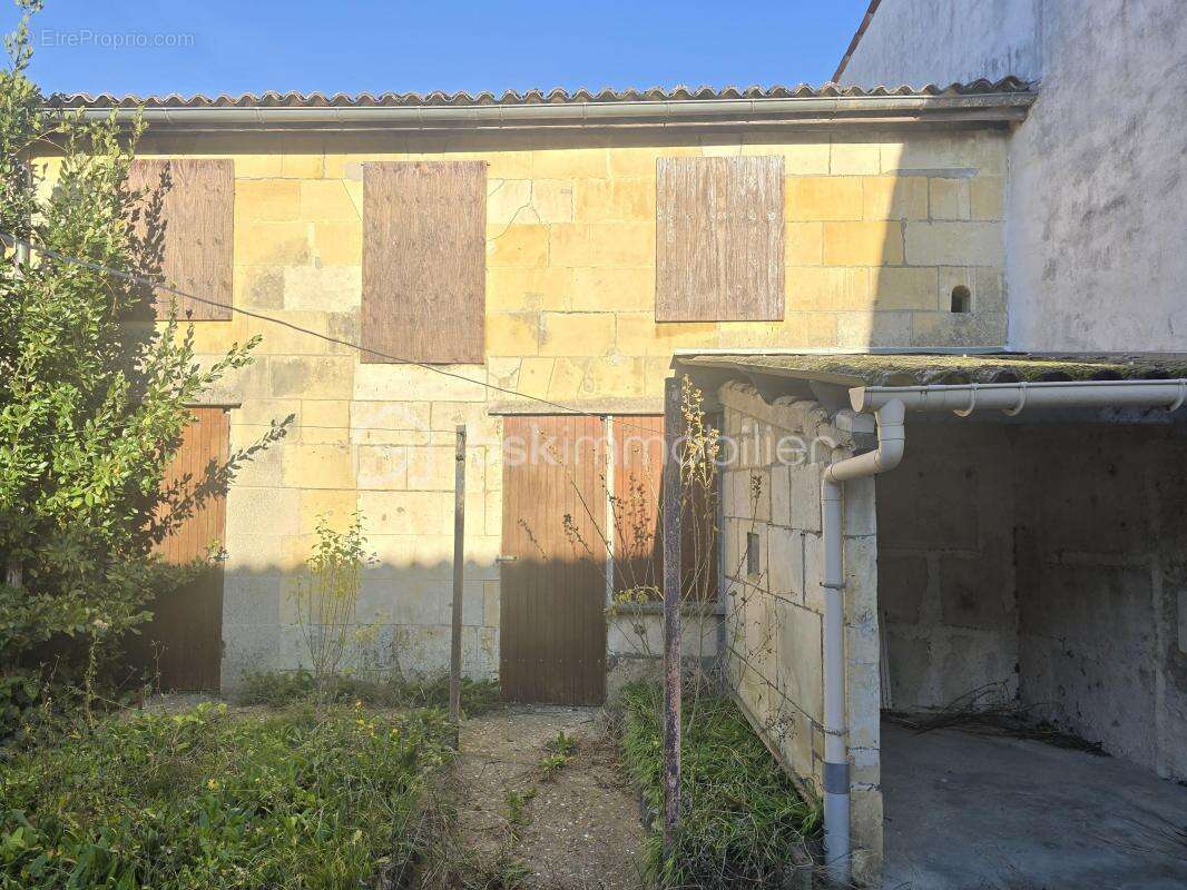 Appartement à JONZAC