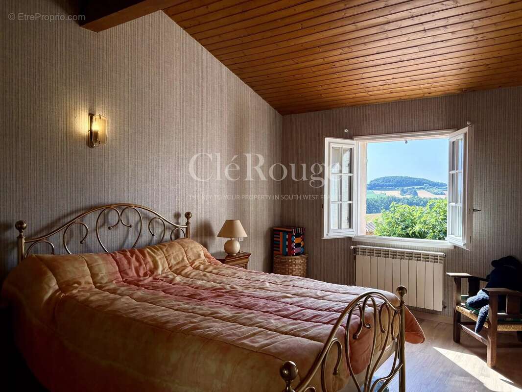 Proche de Tombebœuf – Superbe propriété de 6 chambres avec vues panoramiques, piscine et logement indépendant - photo 21