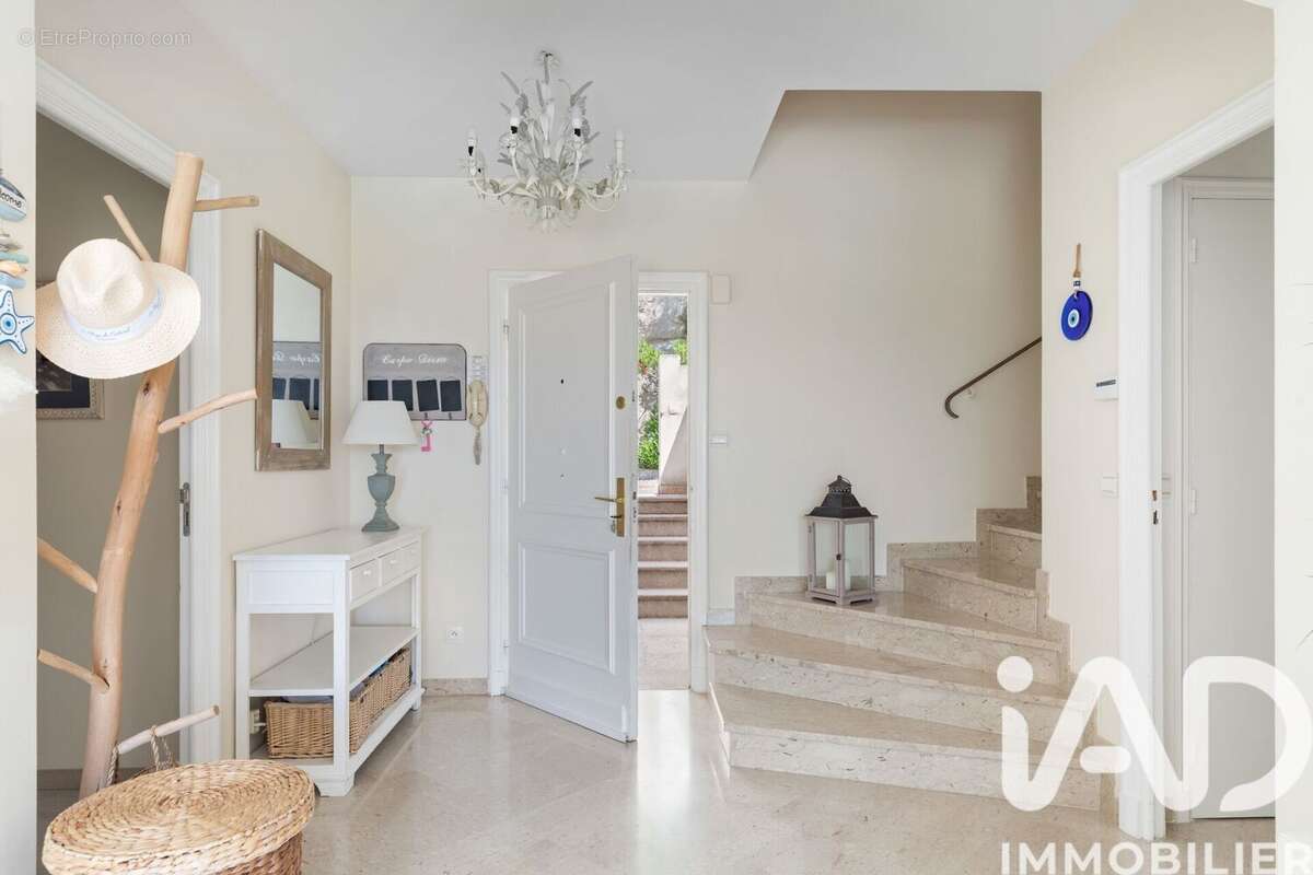 Photo 7 - Maison à VILLENEUVE-LOUBET