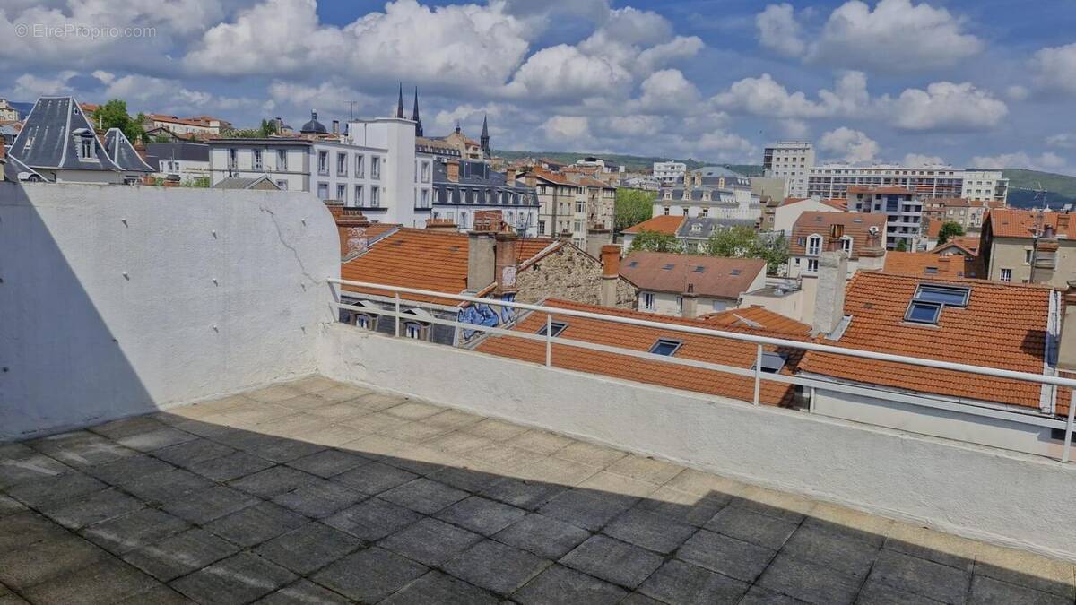 Photo 1 - Appartement à CLERMONT-FERRAND