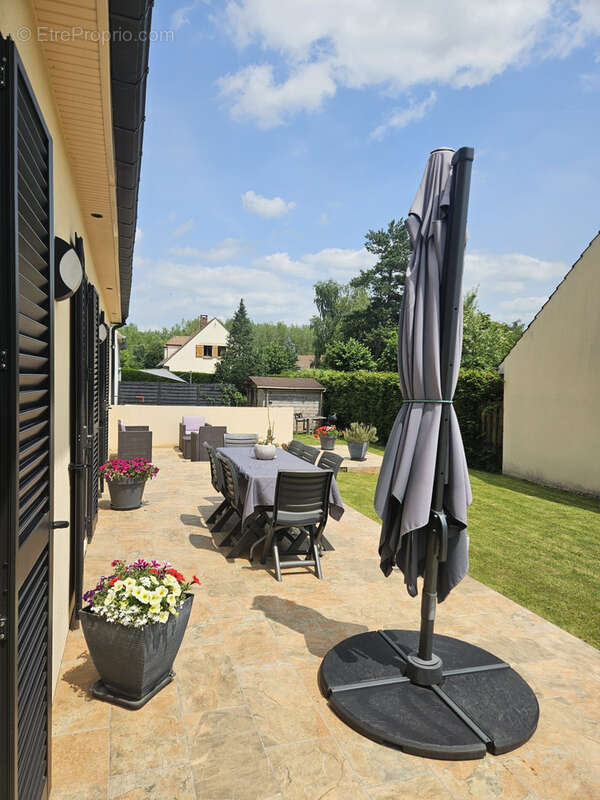 Maison à CLAYE-SOUILLY